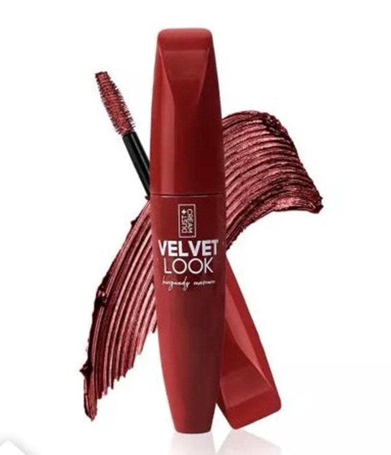 Αυτή η απόχρωση στη mascara έχει τις περισσότερες αναζητήσεις τώρα - εικόνα 4