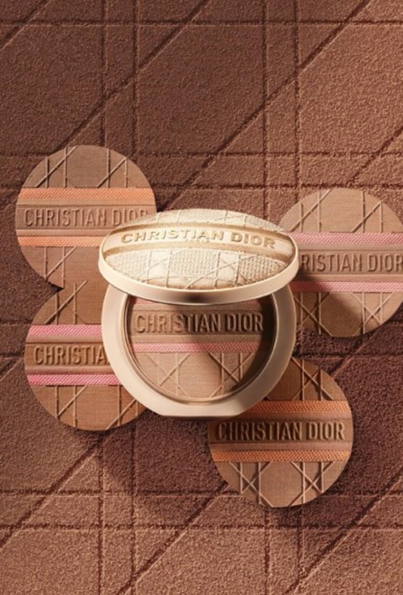 Glow Goddess: 3 προϊόντα ομορφιάς που προσφέρουν μοναδική λάμψη στην επιδερμίδα - εικόνα 4