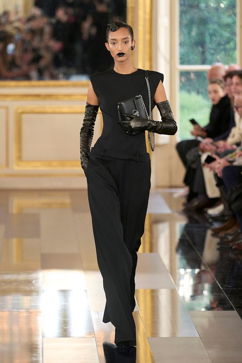 Εβδομάδα Μόδας του Παρισιού: 5 trends για το φθινόπωρο που εντοπίσαμε στις πασαρέλες - εικόνα 1