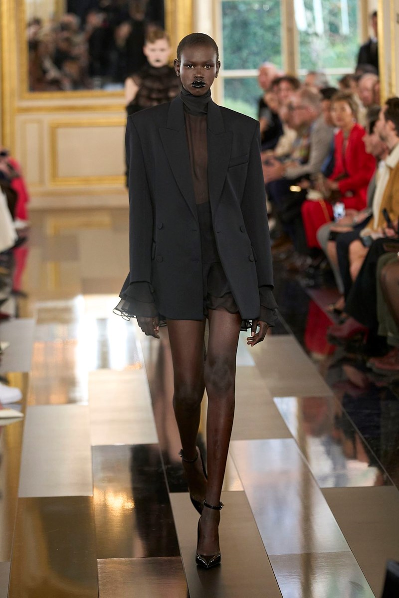 Valentino FW24: In black we trust! - εικόνα 9