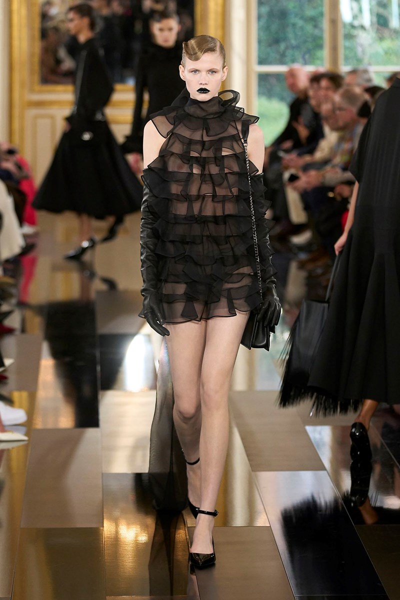 Valentino FW24: In black we trust! - εικόνα 10