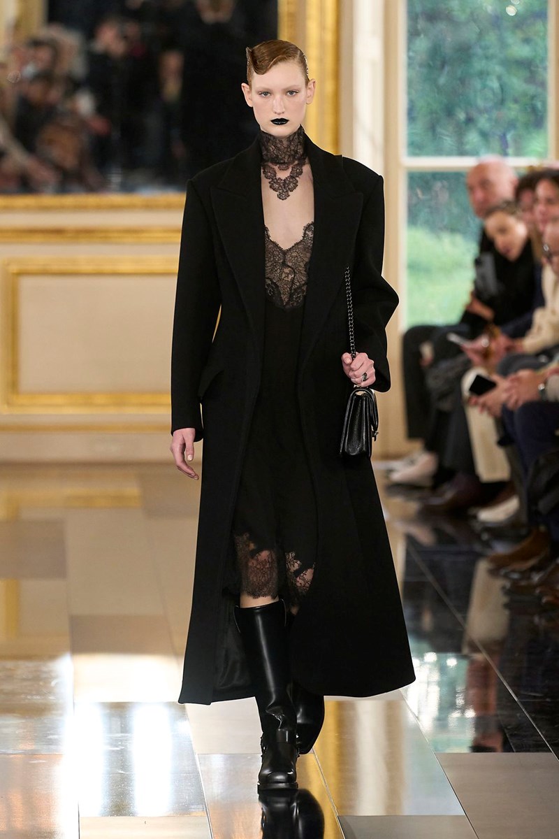 Valentino FW24: In black we trust! - εικόνα 13