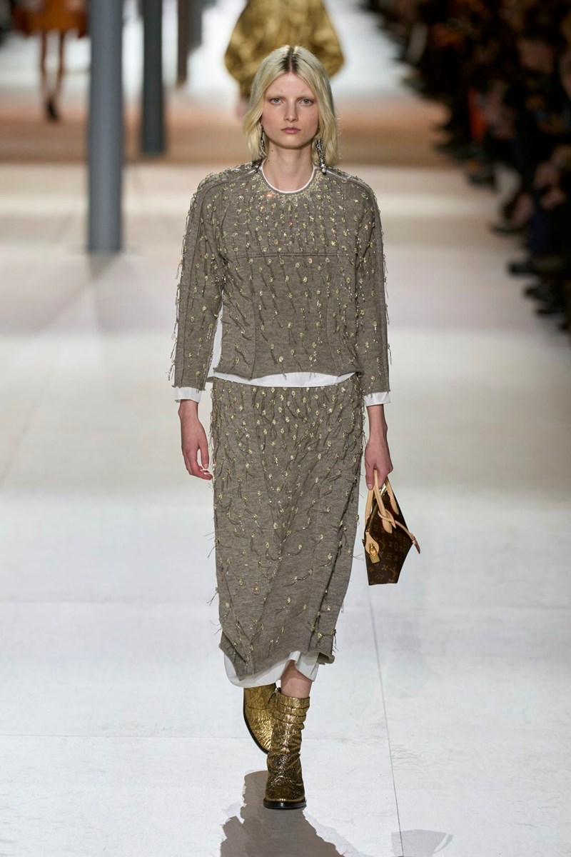 Louis Vuitton FW24: Ώρα μηδέν για τον Nicolas Ghesquière - εικόνα 33