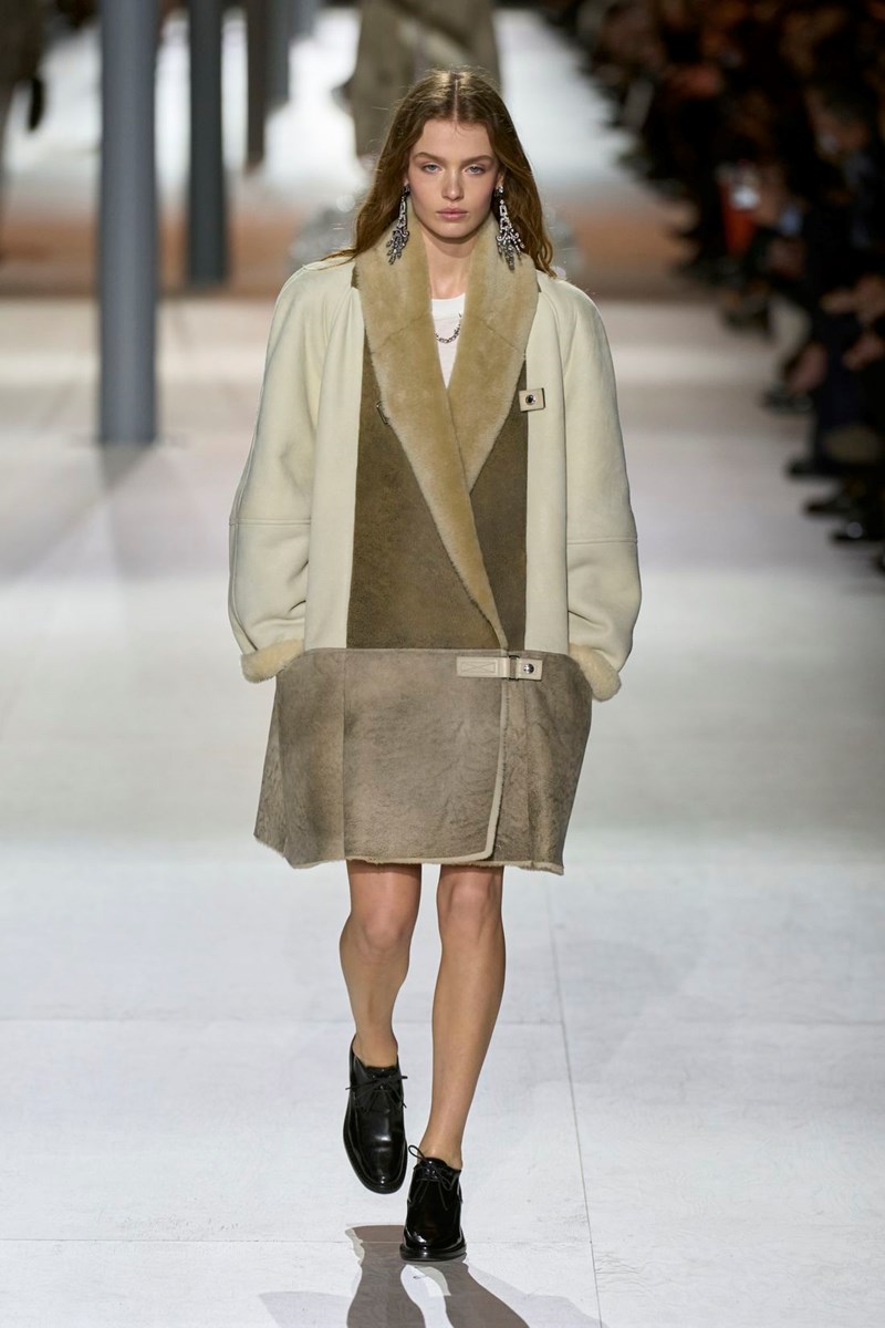 Louis Vuitton FW24: Ώρα μηδέν για τον Nicolas Ghesquière - εικόνα 35