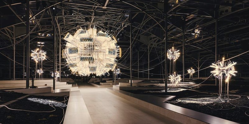 Louis Vuitton FW24: Ώρα μηδέν για τον Nicolas Ghesquière - εικόνα 1