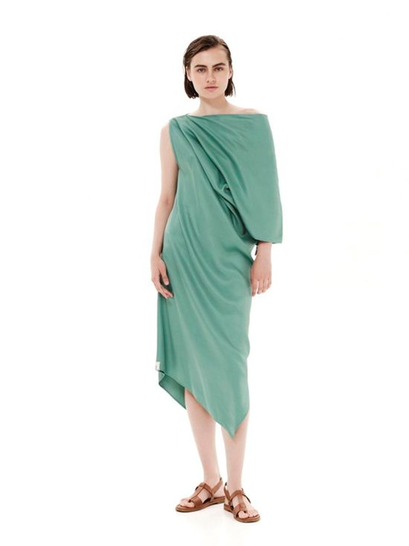 Καλεσμένη σε ανοιξιάτικο γάμο: 9 φορέματα από ελληνικά brands που θα κλέψουν την παράσταση - εικόνα 2