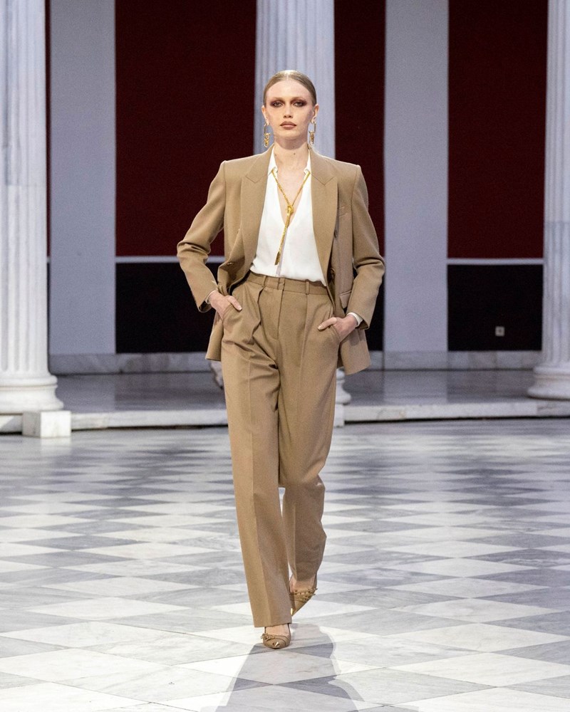 Elisabetta Franchi: Η παρουσίαση της συλλογής "Eternal" στο Μέγαρο του Ζαππείου - εικόνα 3