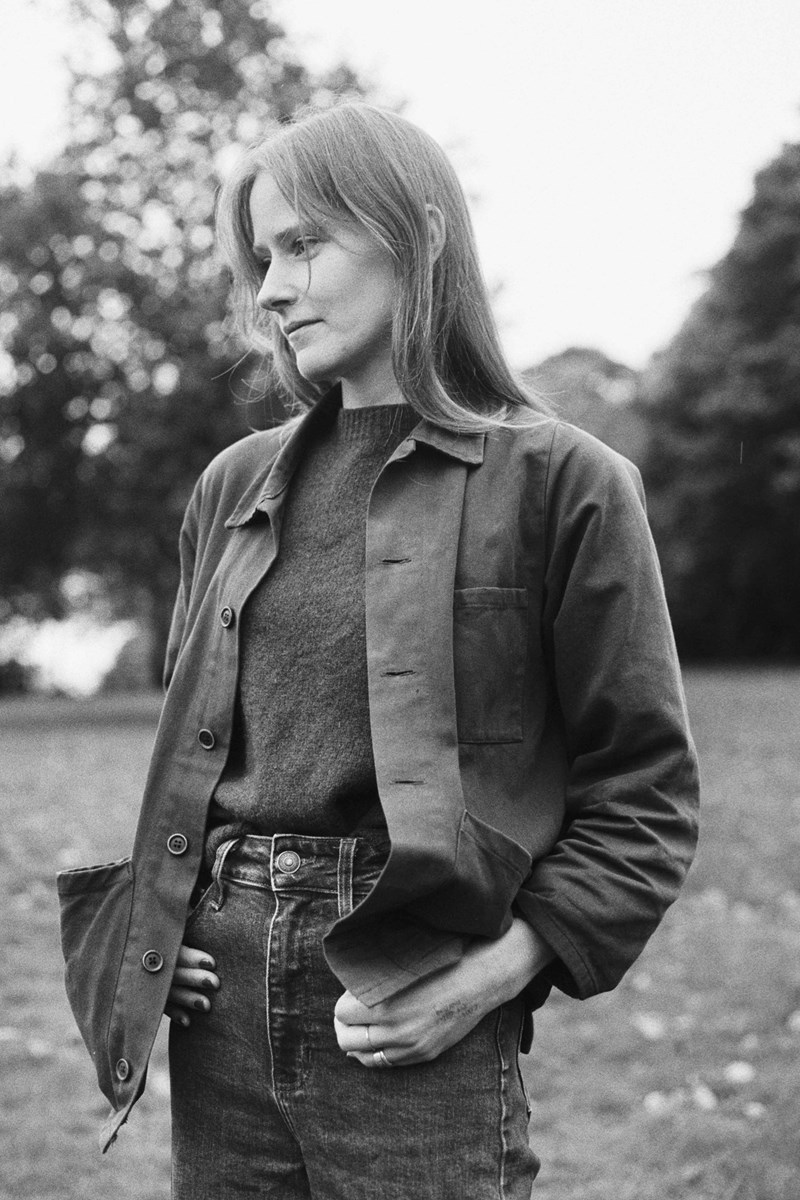 Sarah Bernstein: "Δεν είμαι καθόλου σίγουρη ότι η προσταγή να μιλήσεις για το τραύμα σου είναι απαραιτήτως απελευθερωτική" - εικόνα 2