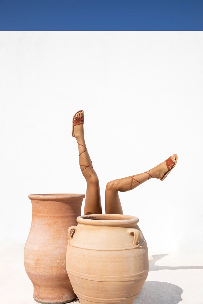 Πήραμε μία γεύση από τα σανδάλια που θα φοράμε όλο το καλοκαίρι - εικόνα 1