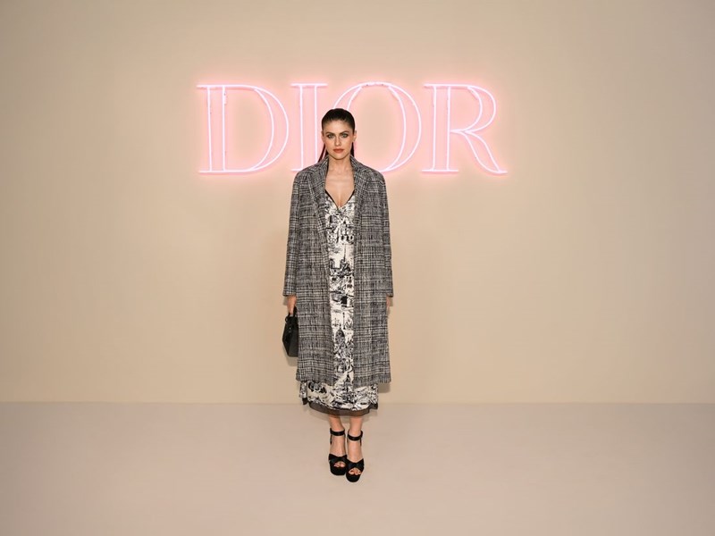 Dior Pre Fall 2024: Οι εντυπωσιακές εμφανίσεις των celebrities στο σόου που έλαβε χώρα στη Νέα Υόρκη - εικόνα 10