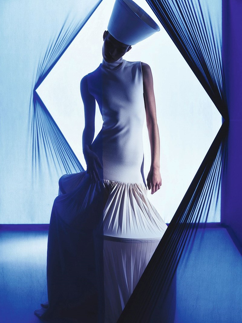 Η επέλαση του μπλε: Οι σχεδιαστές συμφώνησαν πως αυτό είναι το χρώμα της σεζόν - εικόνα 8