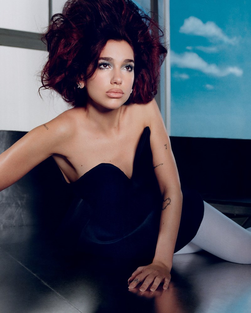 ELLE Μαΐου: LIVE WITH PASSION - εικόνα 2