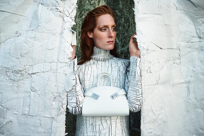 «Footprints»: Το στιβαρό αποτύπωμα της KALOGIROU γιορτάζει την παράδοση και την αέναη τέχνη της αναγέννησης - εικόνα 2