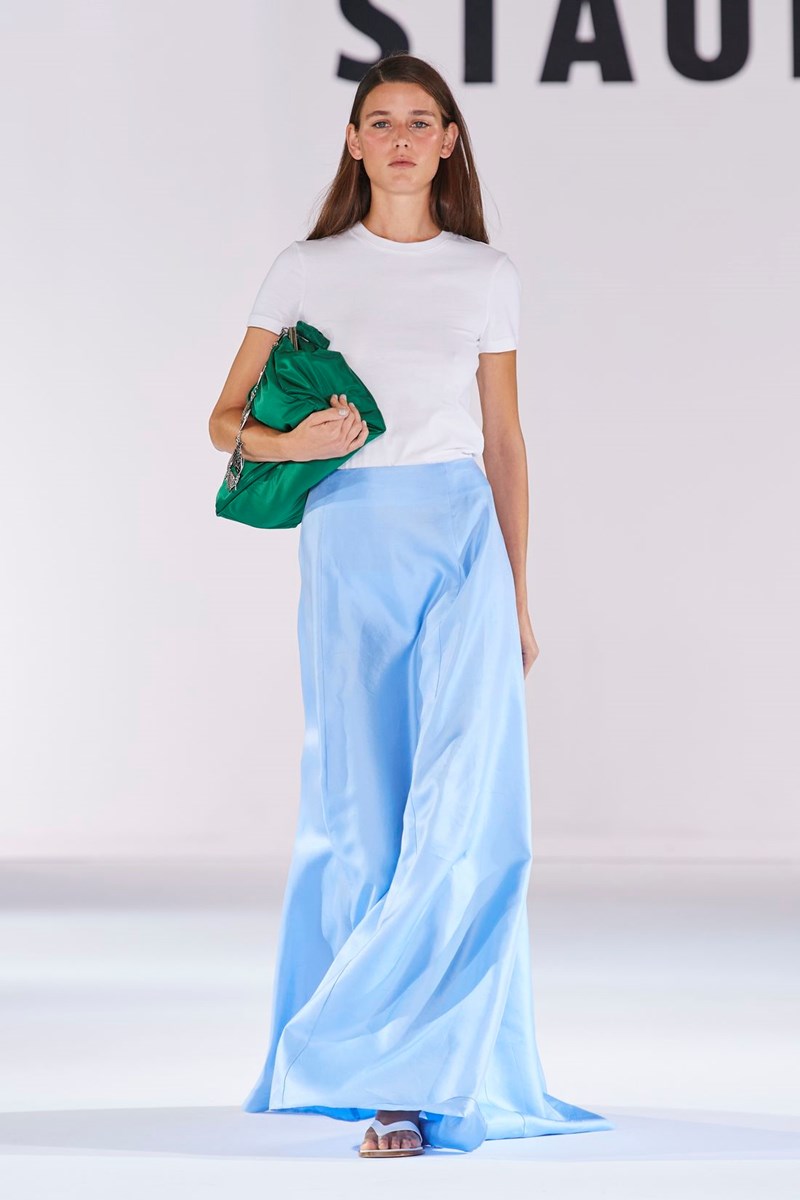 Τα stylish σανδάλια των '90s επέστρεψαν. Εσύ θα τα φορέσεις αυτό το καλοκαίρι; - εικόνα 3