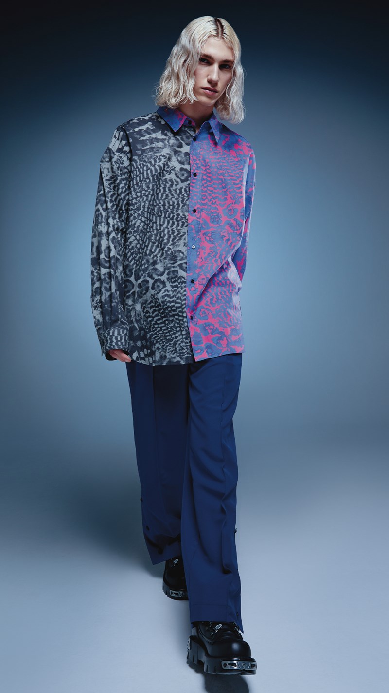 "Neon Pop Romance": Η νέα συλλογή της Versace Jeans Couture βυθίζεται στις neon αποχρώσεις - εικόνα 1