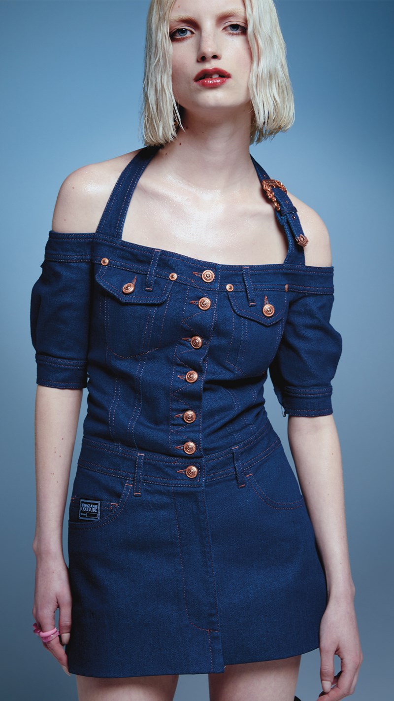 "Neon Pop Romance": Η νέα συλλογή της Versace Jeans Couture βυθίζεται στις neon αποχρώσεις - εικόνα 3