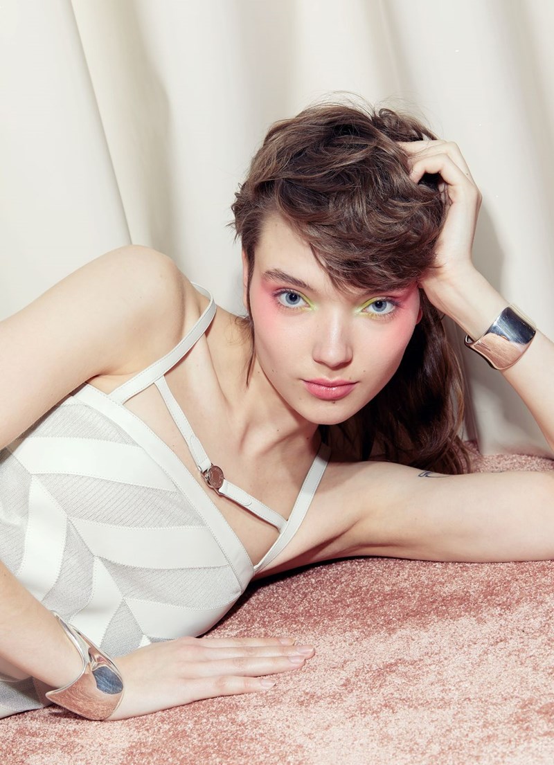 Punk pastel: Φοράμε τις παστέλ αποχρώσεις με ανατρεπτικό τρόπο - εικόνα 5