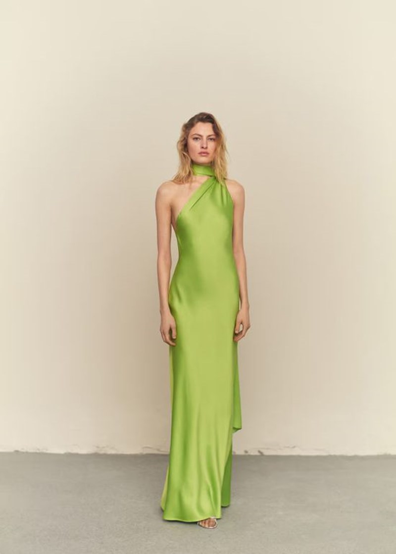 Στη νέα συλλογή της Mango βρήκαμε τα πιο θεϊκά φορέματα για καλεσμένη σε γάμο - εικόνα 1