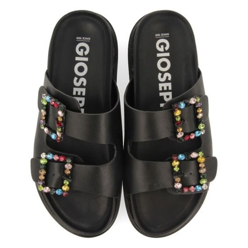 10 μαύρα σανδάλια που θα φοράς φέτος και κάθε καλοκαίρι - εικόνα 5