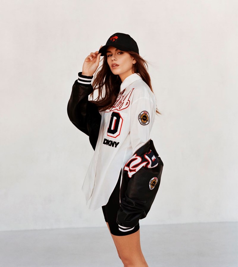 "Heart of NY Capsule": Η νέα συλλογή της DKNY είναι μία ωδή στη φρέσκια ενέργεια της πόλης που δεν κοιμάται ποτέ - εικόνα 1