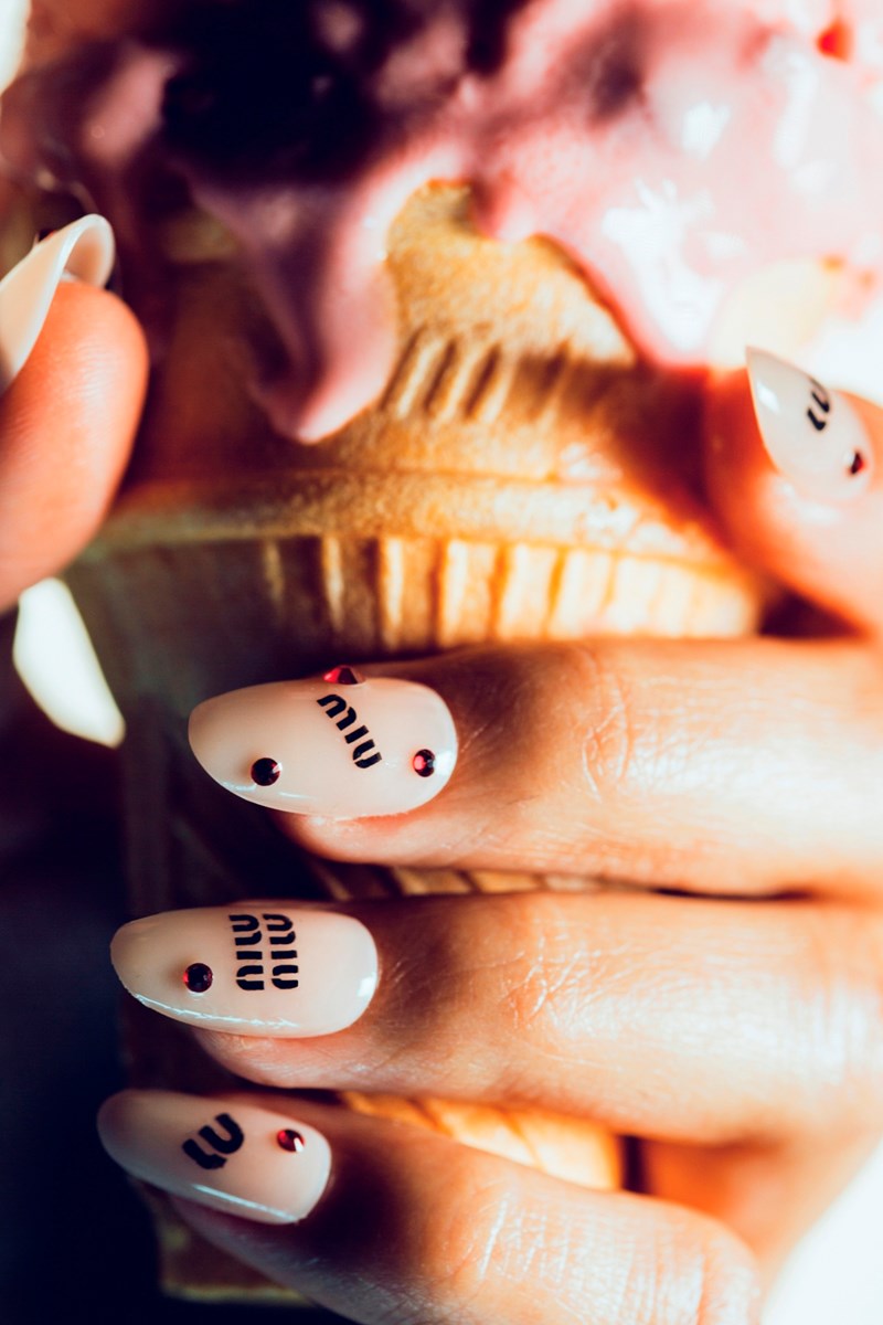 Mani Attack: Τα πιο ανατρεπτικά και stylish μανικιούρ - εικόνα 2