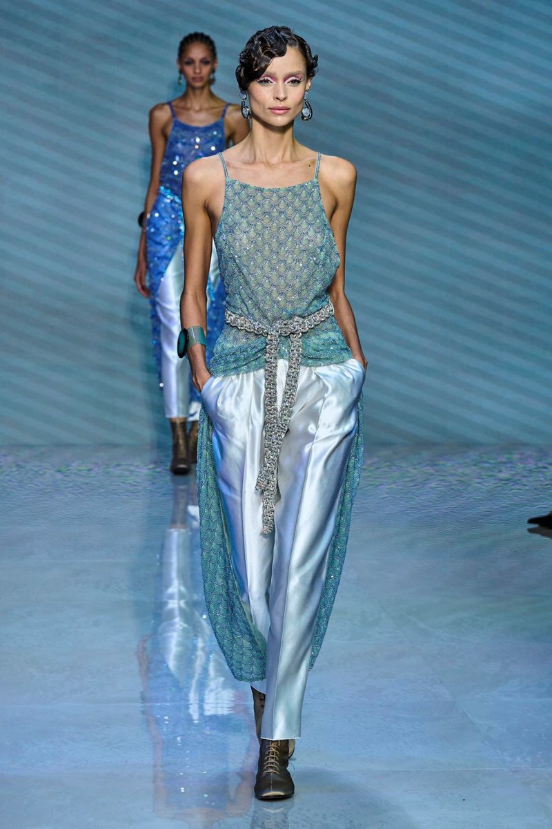 4 αποχρώσεις που δεν πρέπει να λείπουν από την καλοκαιρινή σου γκαρνταρόμπα - εικόνα 10