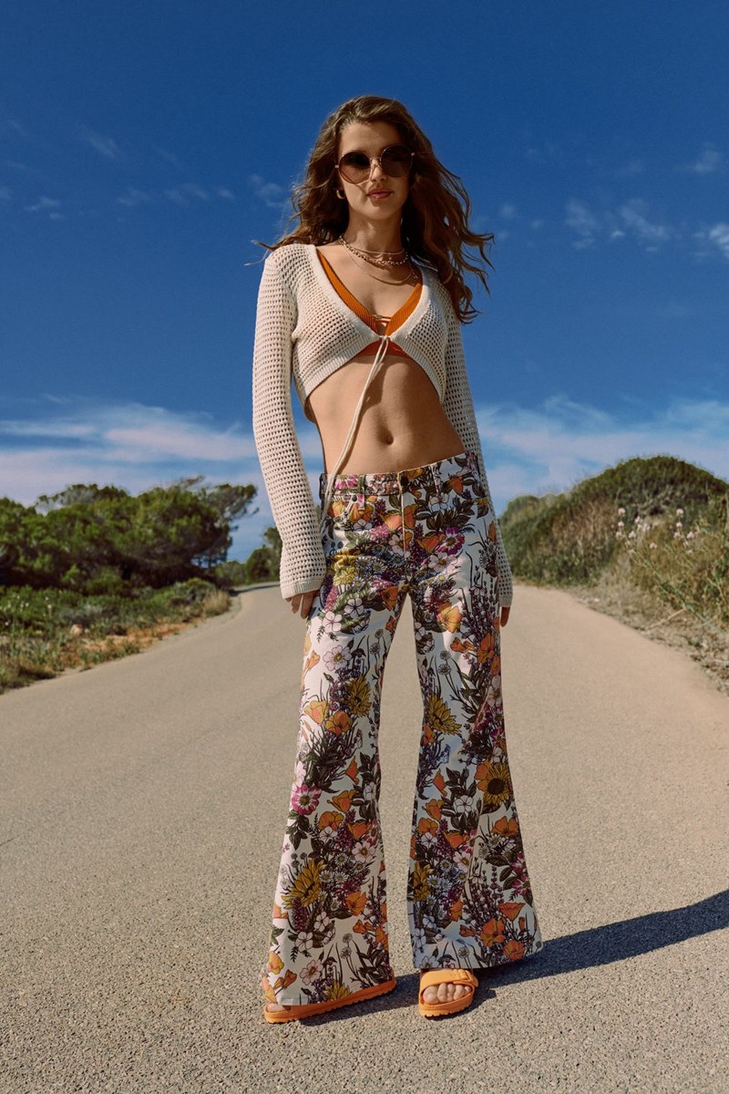 Στο modivo.gr βρήκαμε όλα τα εντυπωσιακά outfits για κάθε περίσταση του φετινού καλοκαιριού - εικόνα 1