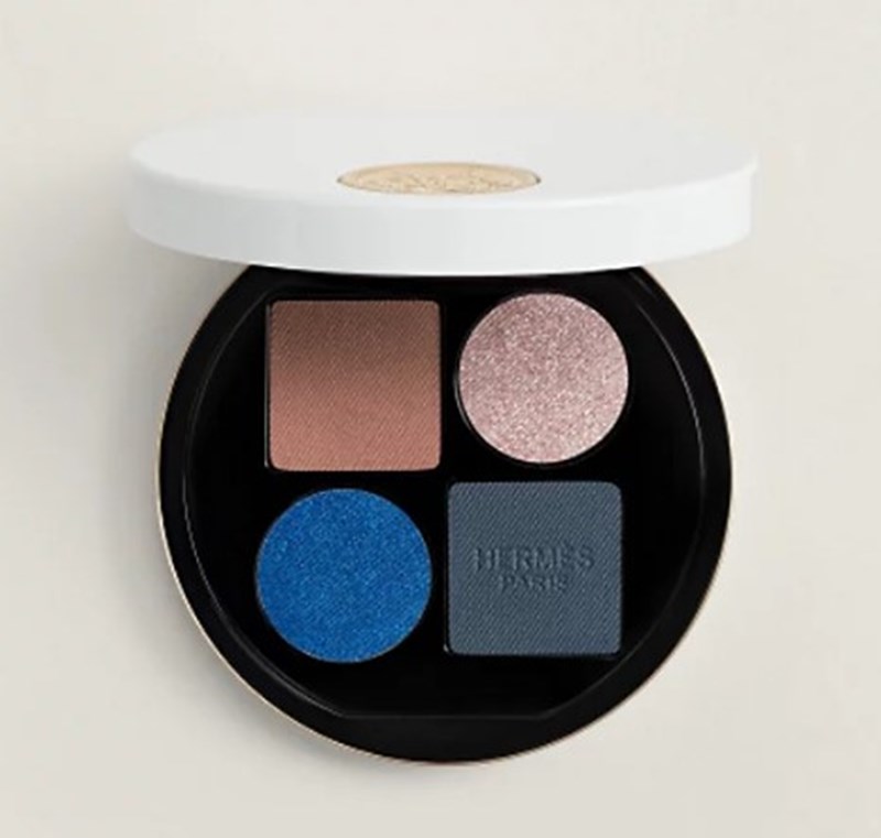 Προσθέτουμε στα beauty looks μας τις πιο σαγηνευτικές αποχρώσεις του μπλε - εικόνα 8