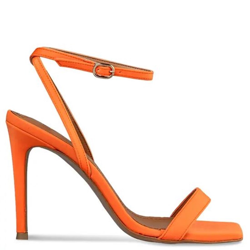 Orange is the new black: Πώς θα φορέσεις με στιλ την trending καλοκαιρινή απόχρωση - εικόνα 7