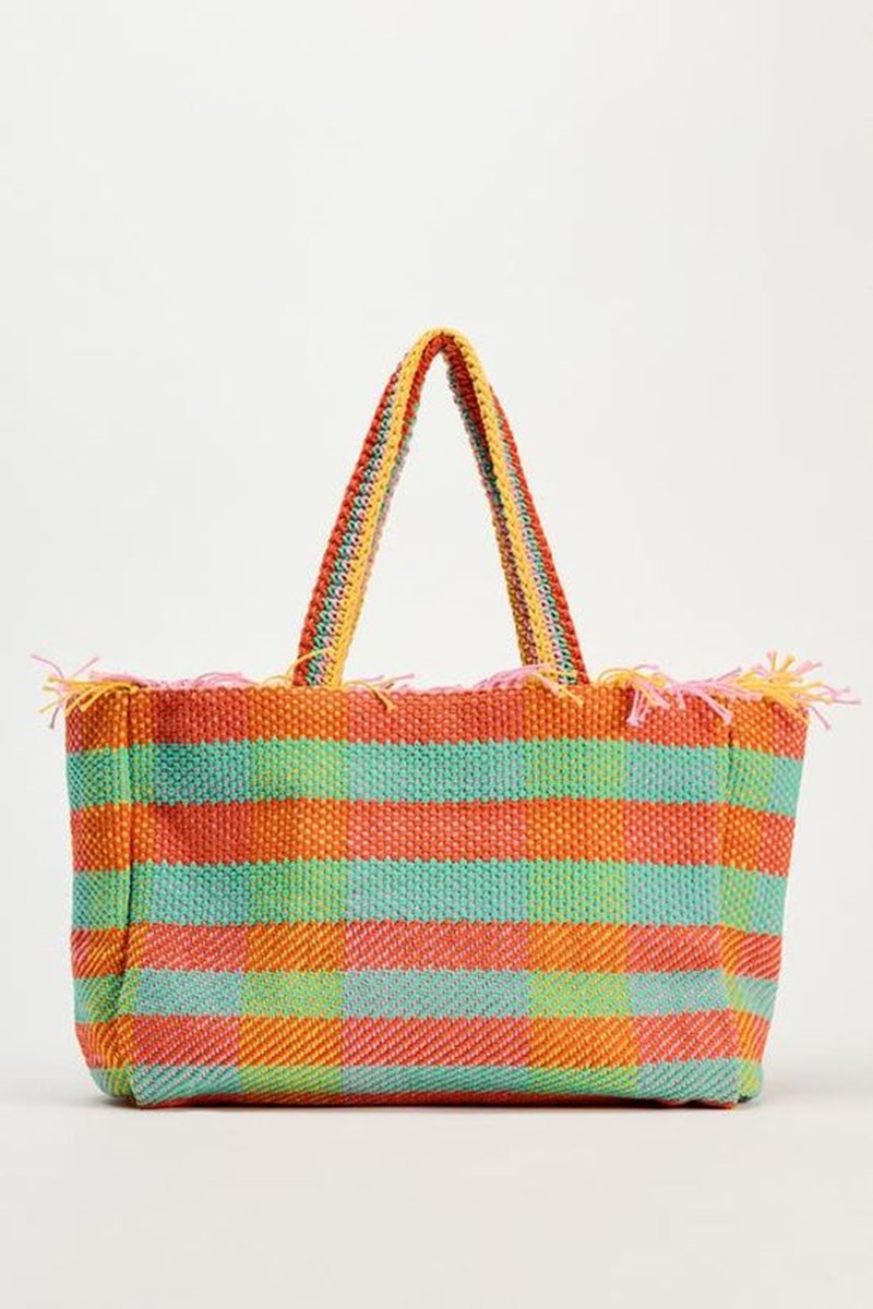 4 ψάθινες τσάντες από ZARA που θα κρατάς καθ' όλη τη διάρκεια των διακοπών σου - εικόνα 3