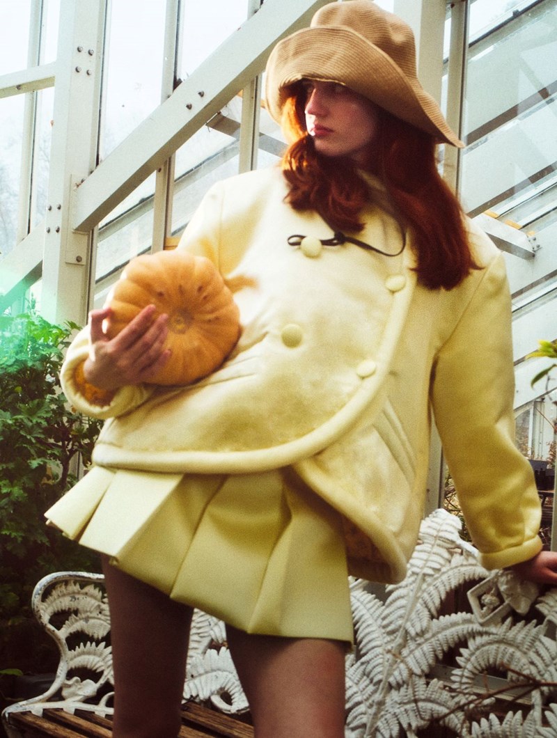 Η επίμονη κηπουρός: Τα outfits μας εμπνέονται από τη φύση - εικόνα 2