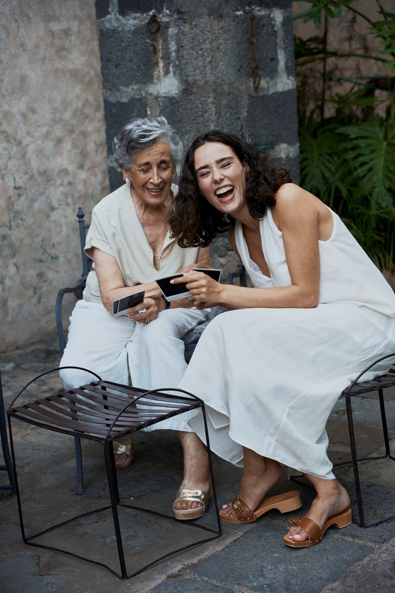 Τα διαχρονικά και άνετα παπούτσια που φοράμε ξανά και ξανά κάθε καλοκαίρι - εικόνα 1