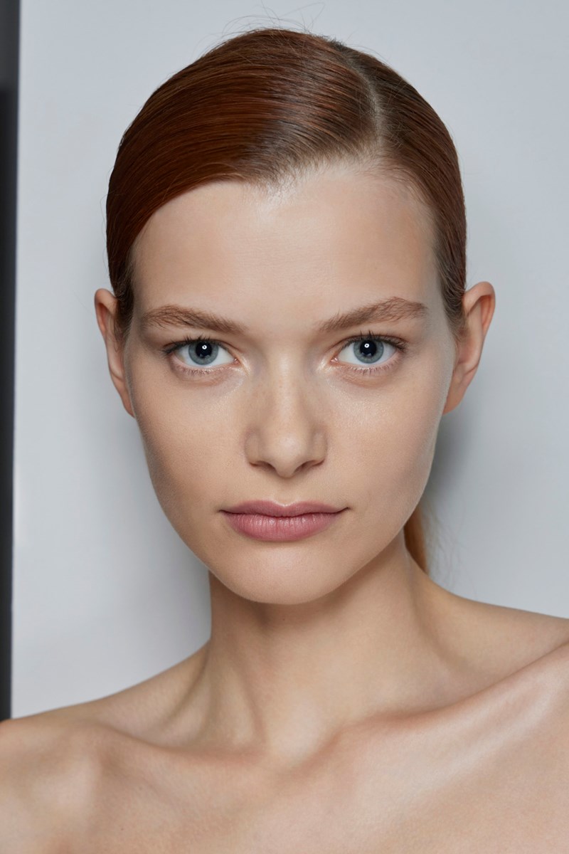 Οι "έξυπνες" κινήσεις στην εφαρμογή των skincare προϊόντων μας - εικόνα 1