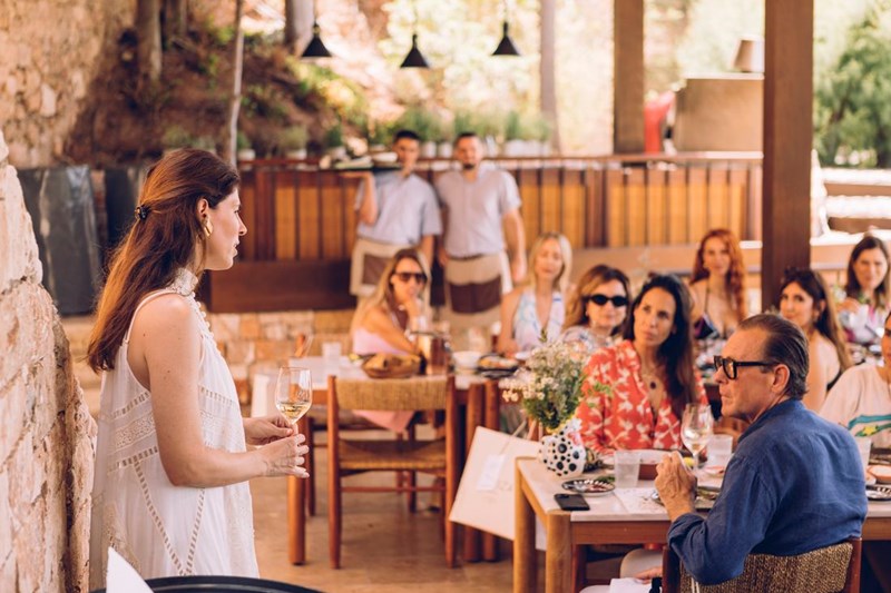 ΛΟΥΙΖΑ by Luisa World: Ο απόλυτος luxury fashion προορισμός αποκτά ελληνικό άρωμα - εικόνα 1