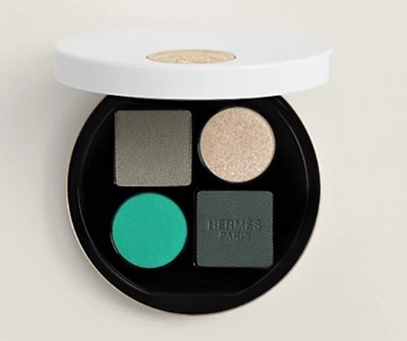 Urban Garden: Η ένταση και η λάμψη του πράσινου στα beauty looks μας - εικόνα 12