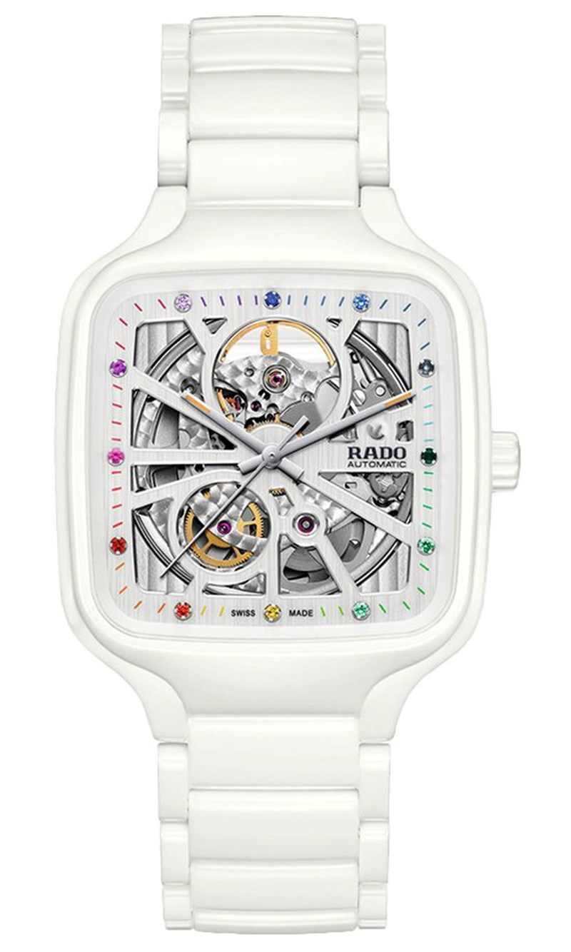 Τα φλοράλ κομμάτια που αξίζουν μία θέση στην καλοκαιρινή σου γκαρνταρόμπα - εικόνα 9