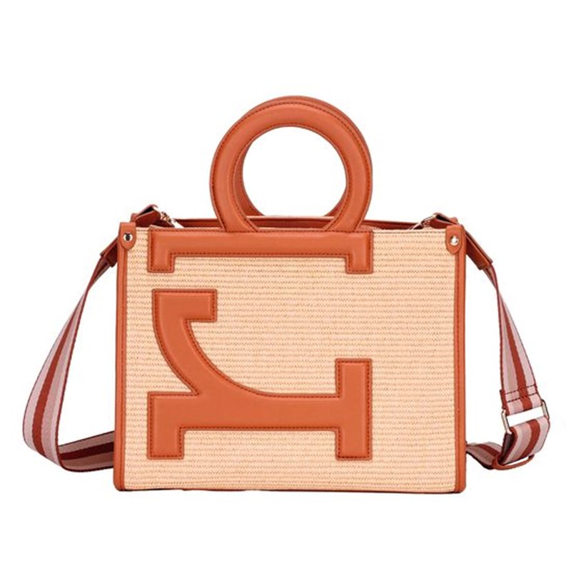 11 tote τσάντες που θα αναβαθμίσουν την καλοκαιρινή γκαρνταρόμπα σου - εικόνα 3