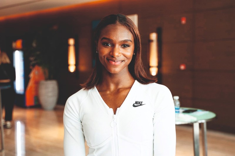 Ολυμπιακοί Αγώνες 2024: Οι αθλήτριες που τρέχοντας στα κουλουάρ του στίβου, εμπνέουν τις γυναίκες - εικόνα 4