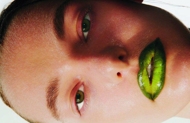 4 εκκεντρικά και απίστευτα "ζουμερά" beauty looks - εικόνα 1