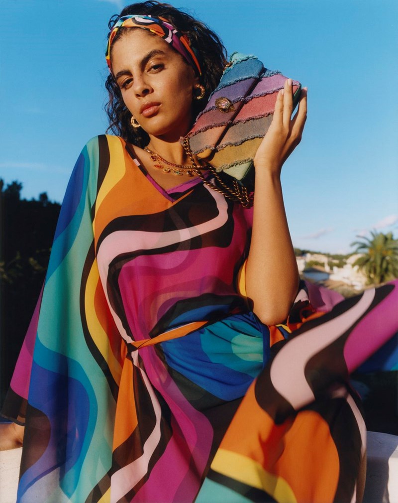 6 stylish Ελληνίδες μας προτείνουν τα hot must have κομμάτια για το καλοκαίρι - εικόνα 1