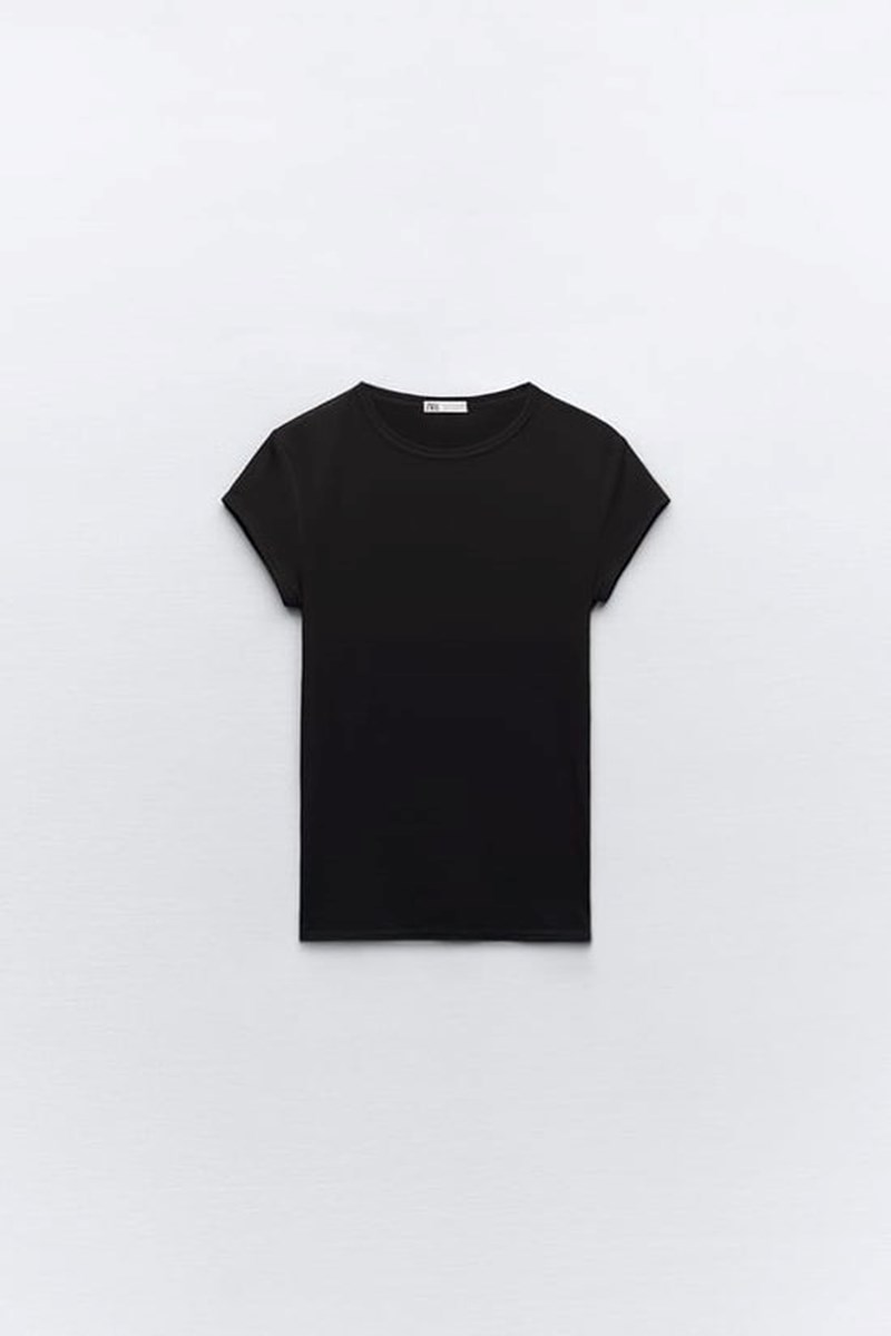 Η Kendall Jenner φόρεσε το outfit -"στολή" που πρέπει να αντιγράψεις στις διακοπές σου - εικόνα 2