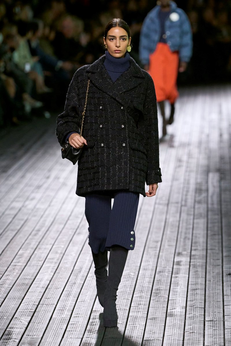 Οι σχεδιαστές μίλησαν! Αυτά είναι τα παλτό που θα φοράμε το φετινό φθινόπωρο - εικόνα 9