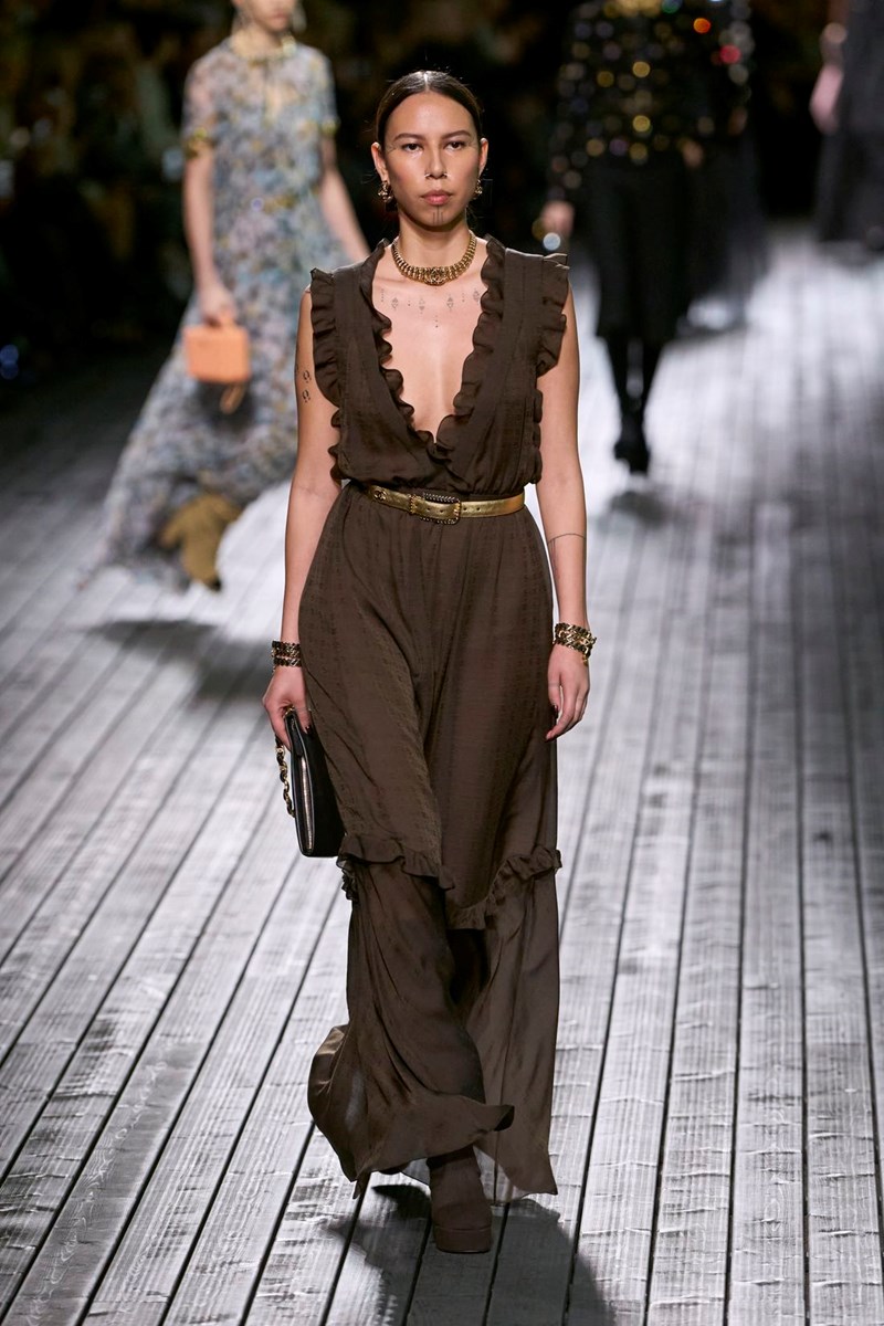 Αυτές είναι οι αποχρώσεις που θα κυριαρχήσουν στα looks του φθινοπώρου - εικόνα 12