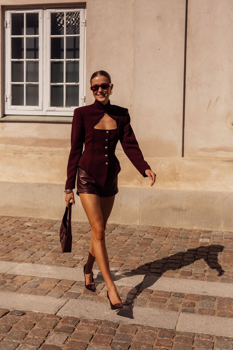 Η απόχρωση που θα κυριαρχήσει στα φθινοπωρινά looks μας σύμφωνα με τους fashion experts - εικόνα 10