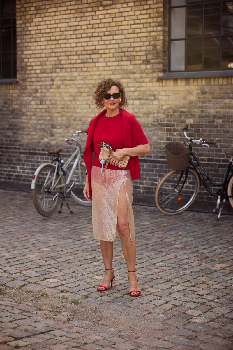 Αυτή είναι η φούστα που έγινε viral τις τελευταίες ημέρες και θεωρείται "must" κατά τη fashion κοινότητα - εικόνα 4