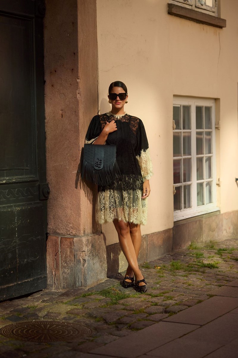 Τα παπούτσια που φοράνε τώρα οι Σκανδιναβές (και θα προτιμήσουμε το φθινόπωρο) - εικόνα 10