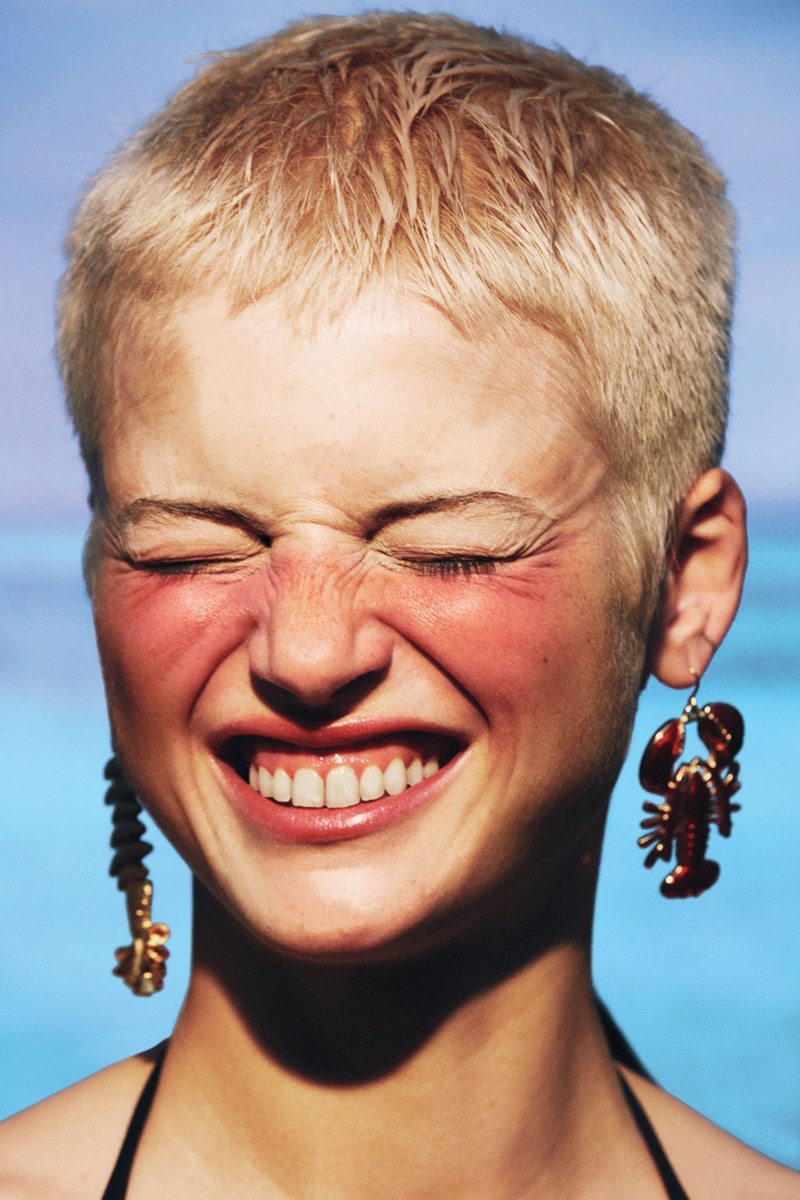 Τα πιο cool και δυναμικά beauty looks για τις εμφανίσεις στο νησί - εικόνα 2