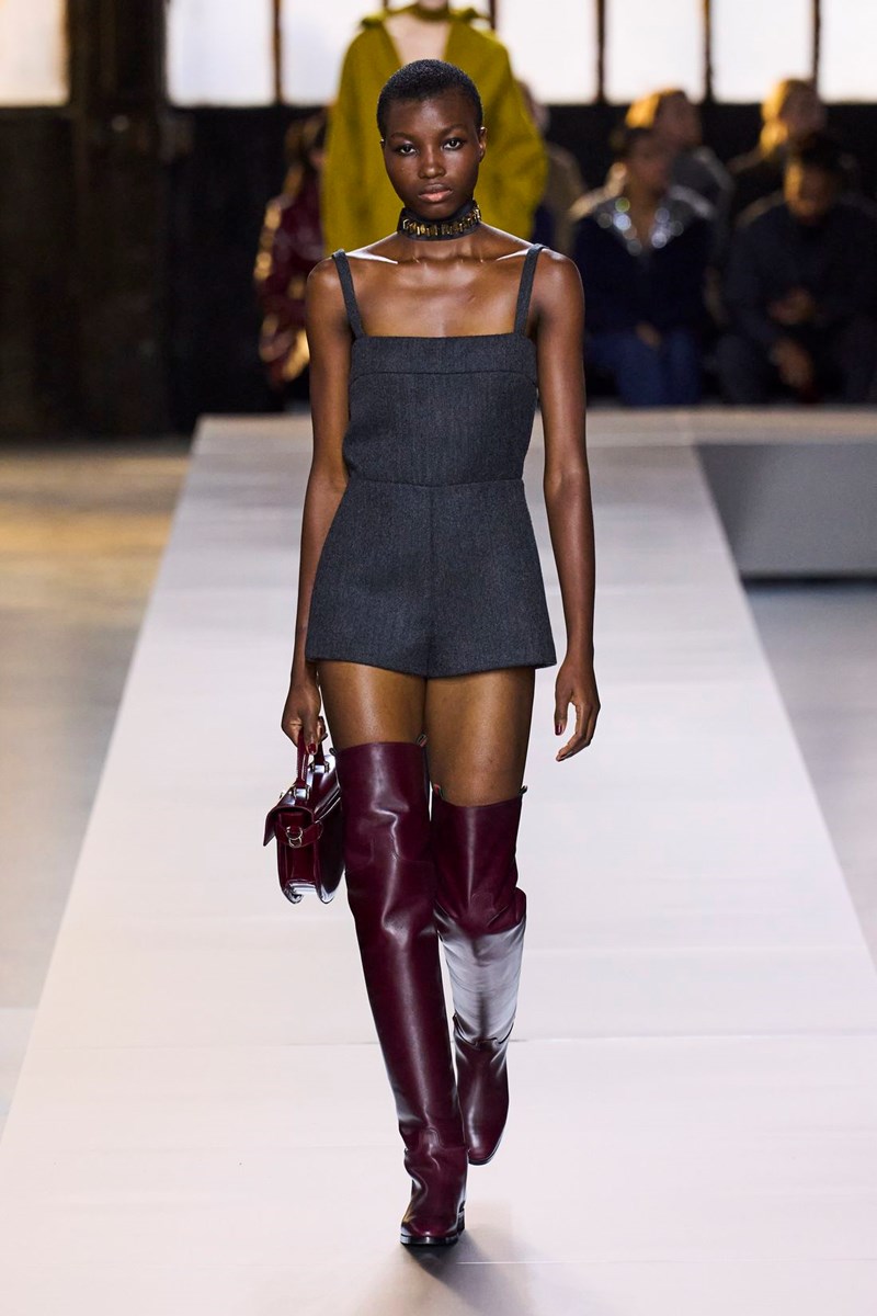 Τα παπούτσια που θα ερωτευτούμε ξανά αυτό το φθινόπωρο σύμφωνα με τους fashion designers - εικόνα 3