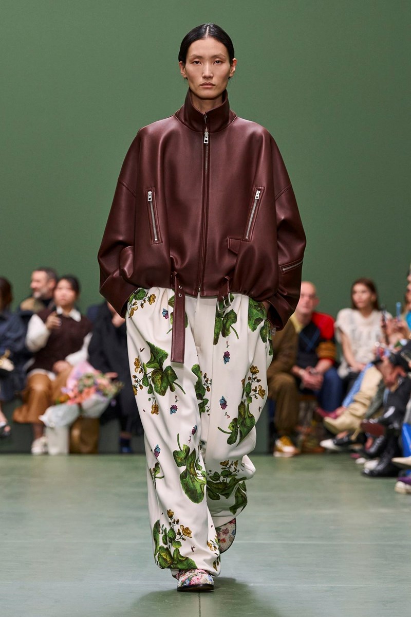 Η απόχρωση που θα κυριαρχήσει στα φθινοπωρινά looks μας σύμφωνα με τους fashion experts - εικόνα 6