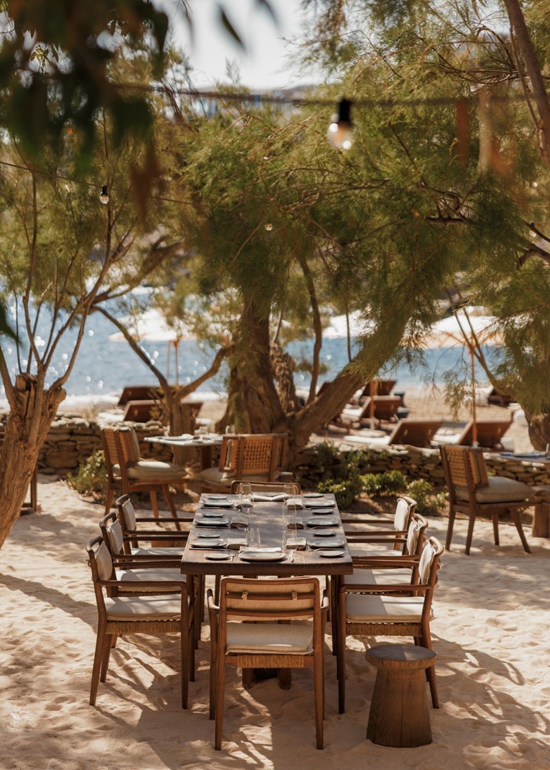 Bond Beach Club: Ένας παραδεισένιος all-day προορισμός στο One&Only Kéa Island - εικόνα 5